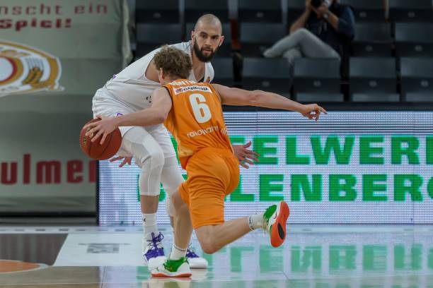 探讨一体化 探讨一体化